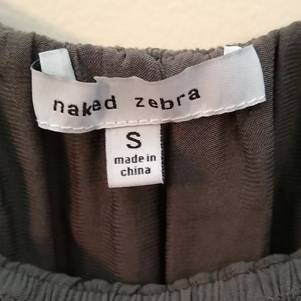 Naked Zebra Women's size Small ruffled blouse . Minimalist - Picture 2 of 8
